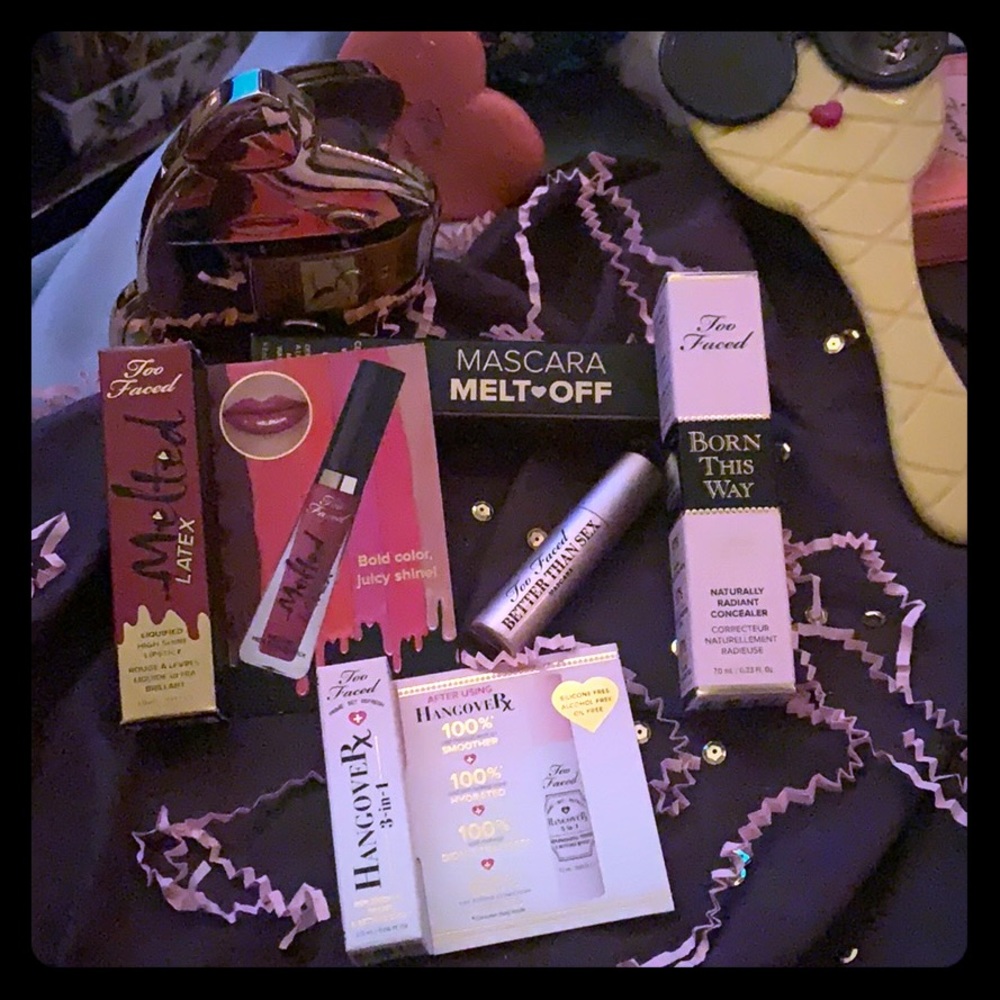 The ‘Pinks’ by Too Faced- a 5 piece bundle🧚🏼‍♀️